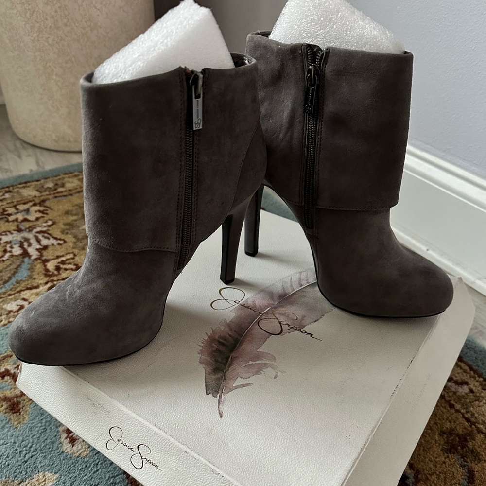 Jessica Simpson Booties - Picture 2 of 4